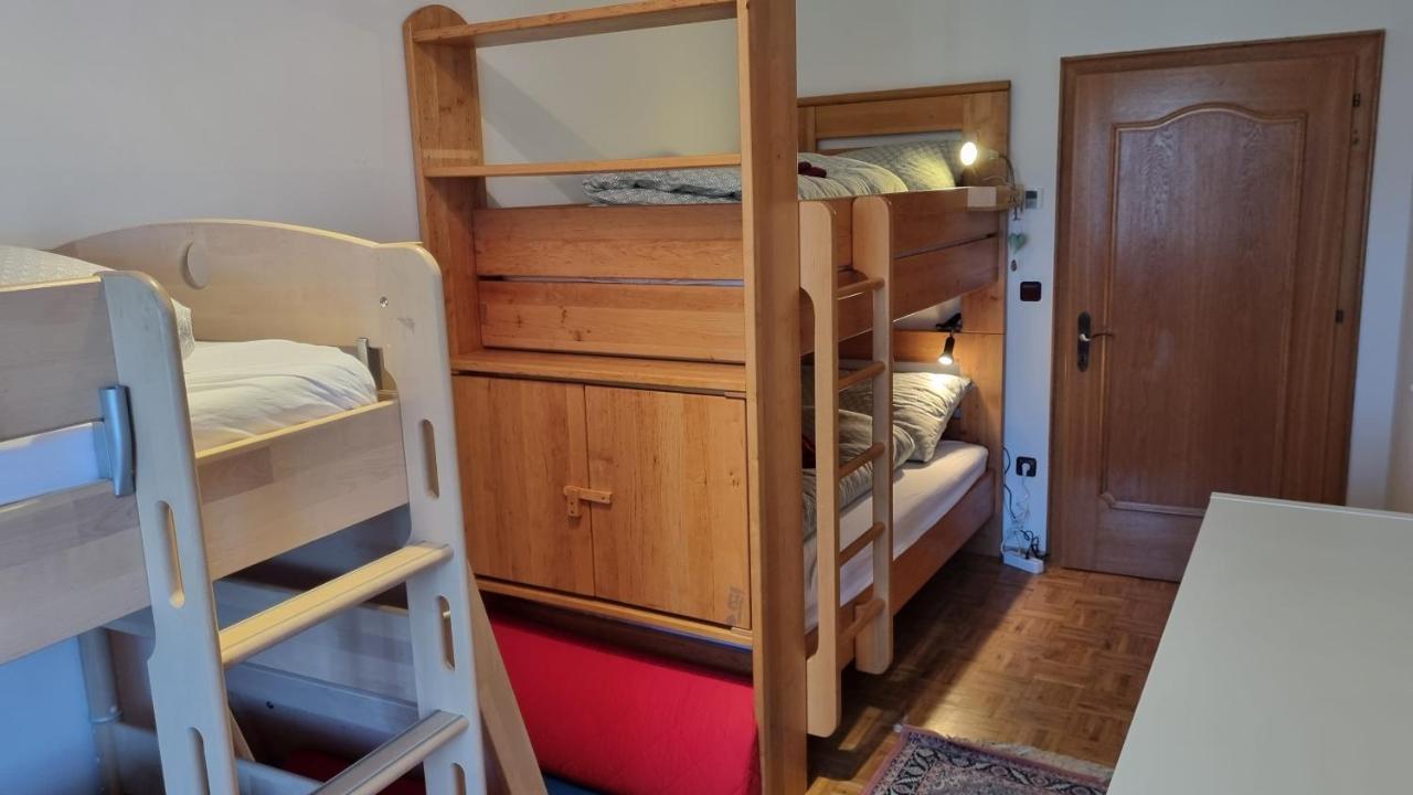 Fridas Place - Der Blick Ueber Ganz Villach - 160 M2 Ferienoase - Ganzes Haus Bis Zu 8 Personen Luaran gambar