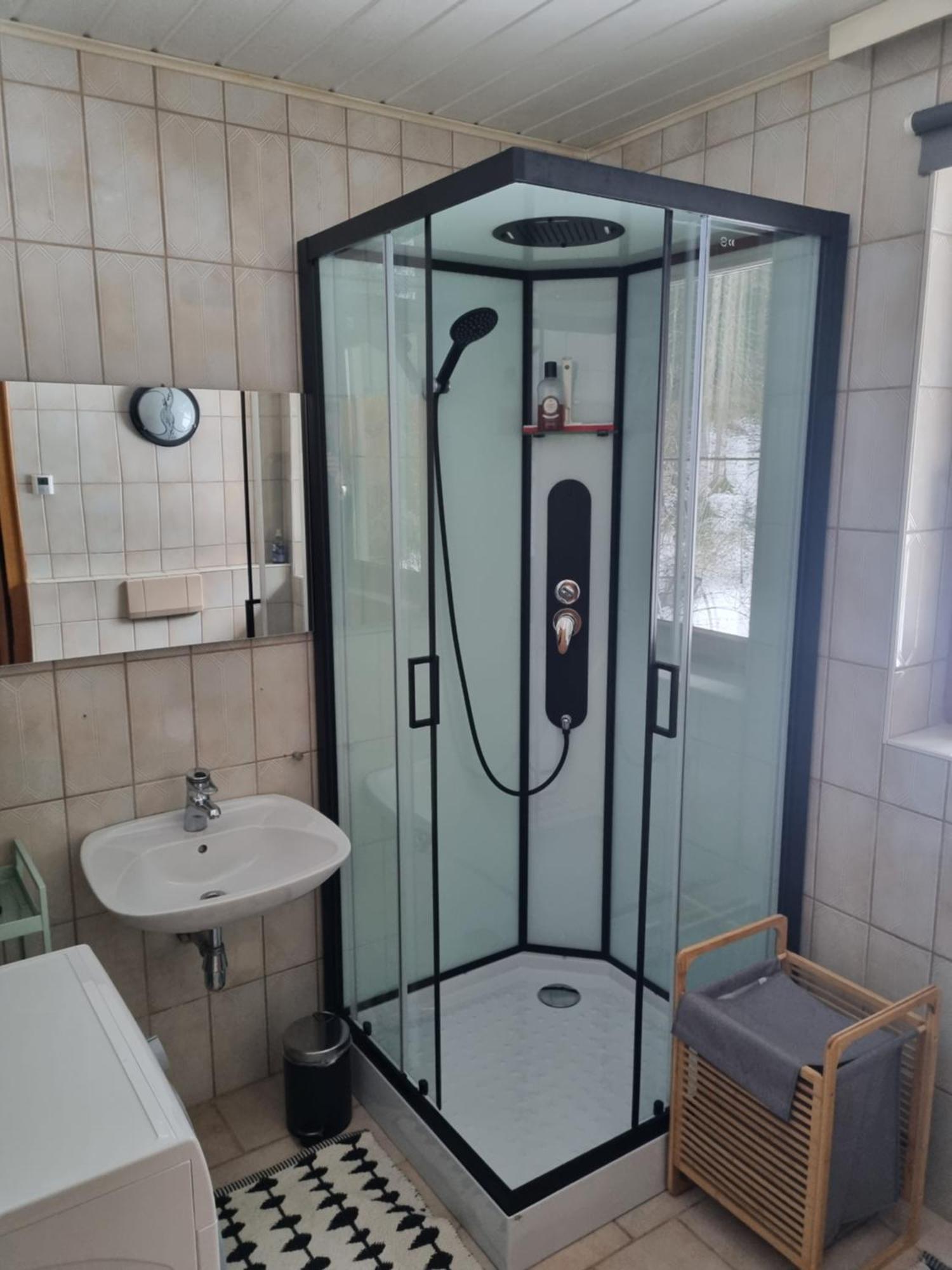 Fridas Place - Der Blick Ueber Ganz Villach - 160 M2 Ferienoase - Ganzes Haus Bis Zu 8 Personen Luaran gambar
